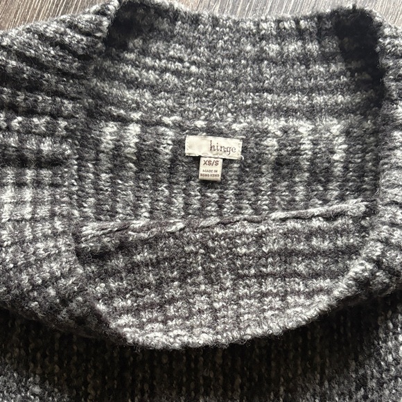 Slouchy Sweater Top - Picture 5 of 7